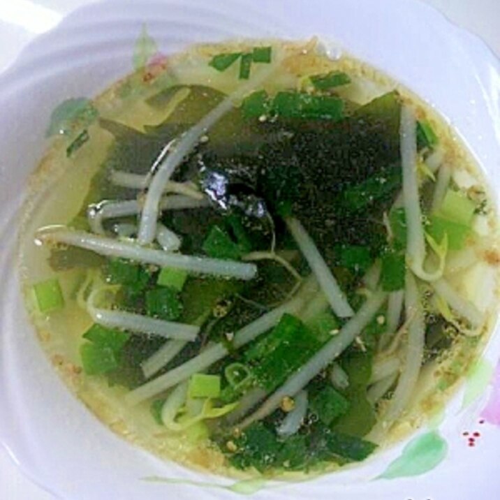 生姜でポカポカわかめスープ